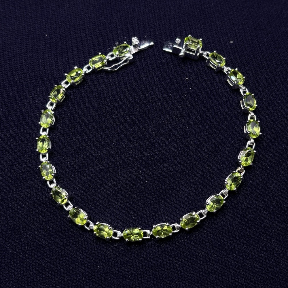 Sterling Silver 7" Green Stone bracelet Open‎ Box Clasp Closure